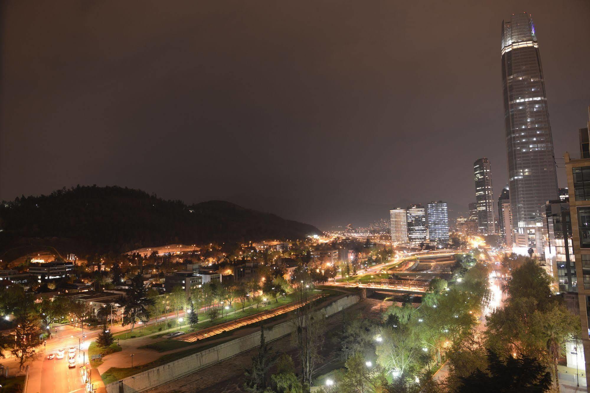Chilean Suites And Apartment 산티아고 외부 사진