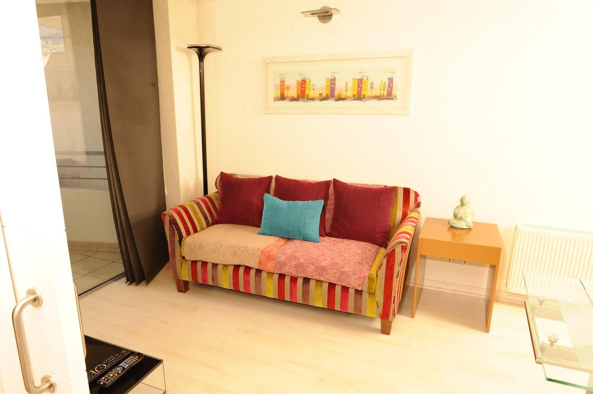 Chilean Suites And Apartment 산티아고 외부 사진