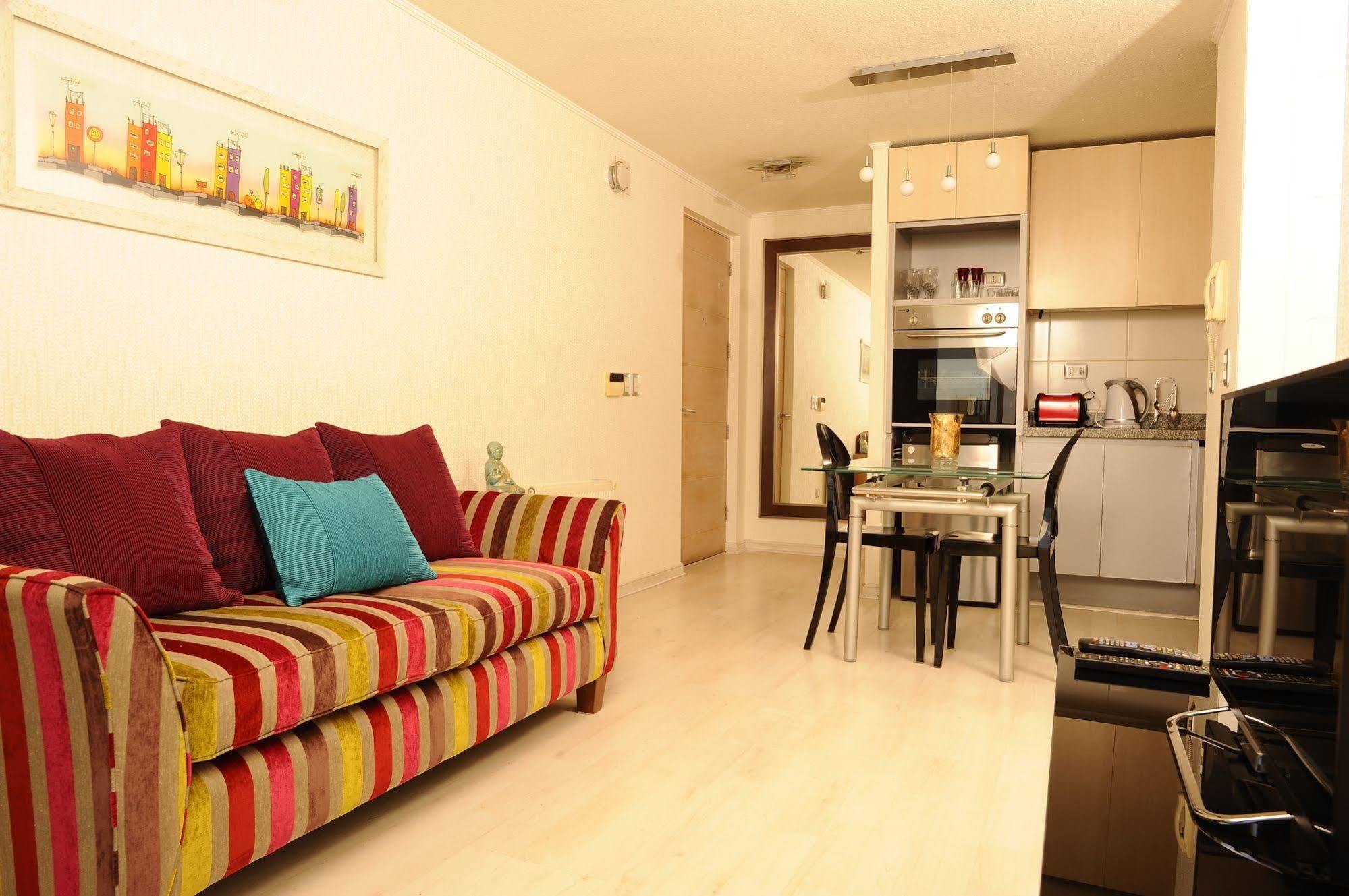 Chilean Suites And Apartment 산티아고 외부 사진